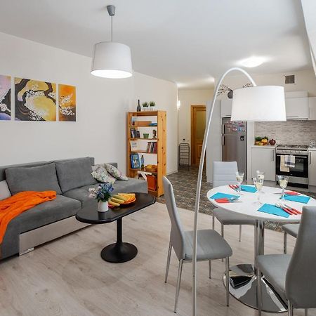 Riga Old Town Souvenir Apartment Bagian luar foto